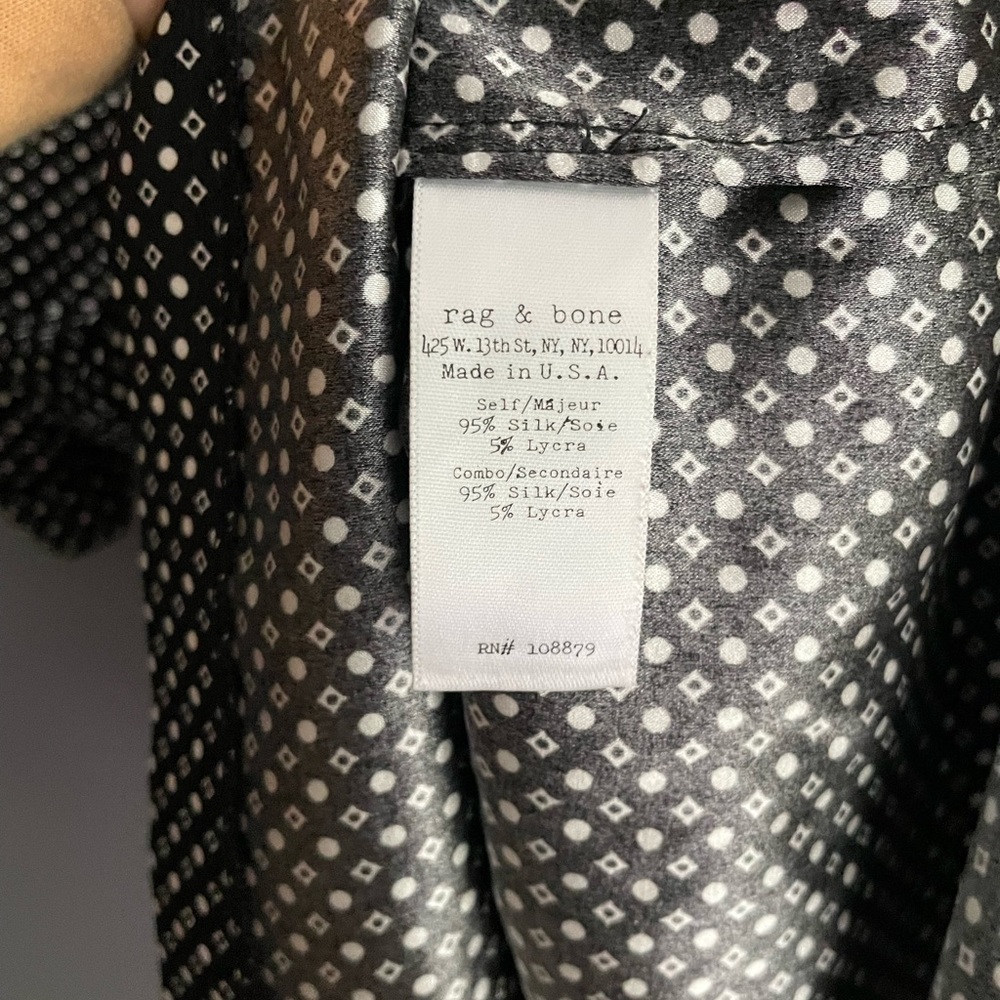Rag & Bone Silk Blouse Size Medium - Picture 4 of 4